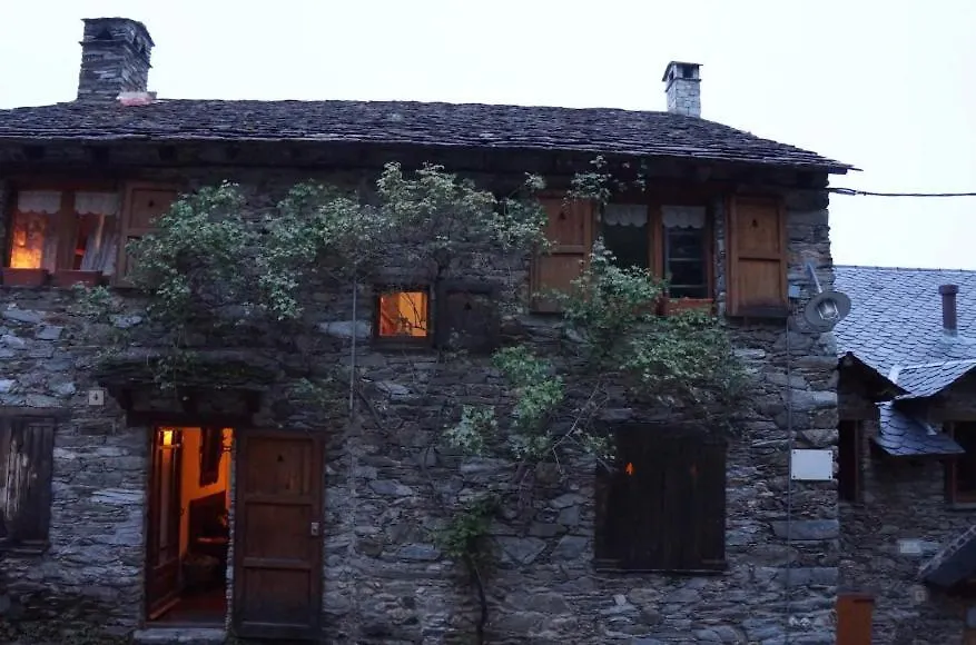 Casa De La Font De Dalt Villa Queralbs