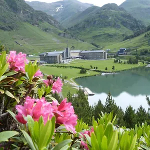 Aparthotel Vall De Nuria, Queralbs